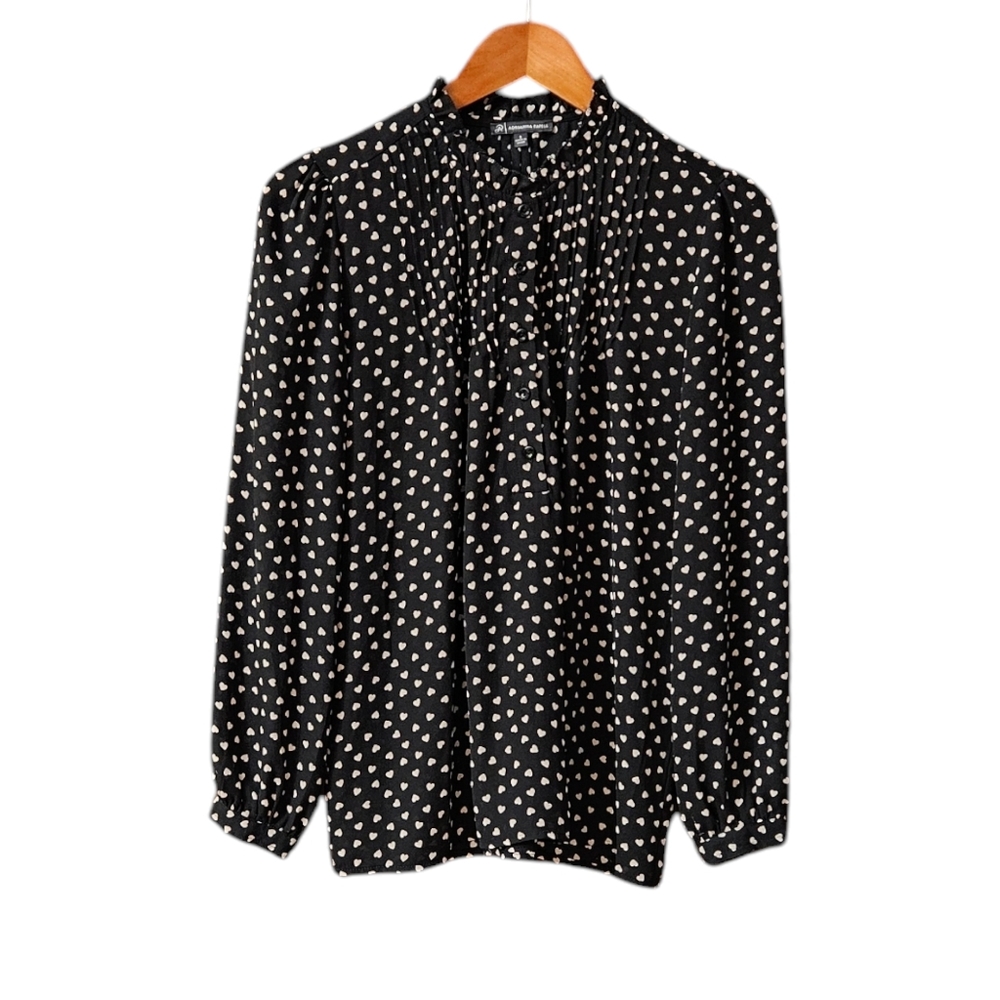 Adrianna Papell Long Sleeve Blouse Women's Size S Heart Print Pintuck Pleating